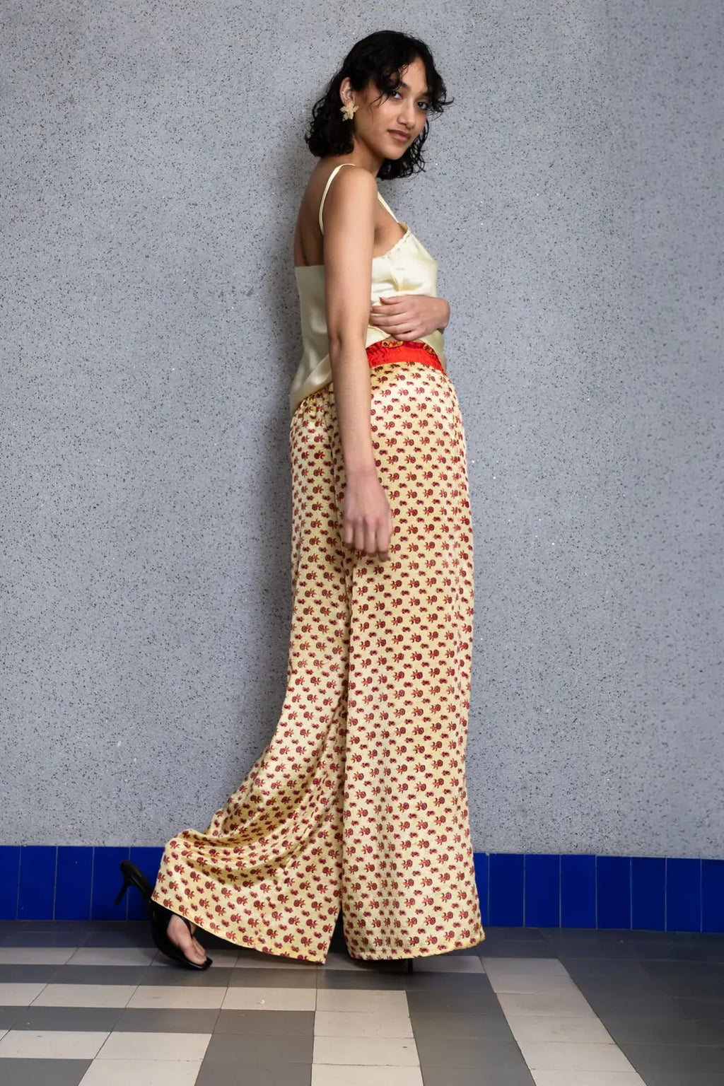 Madhu Sari #19